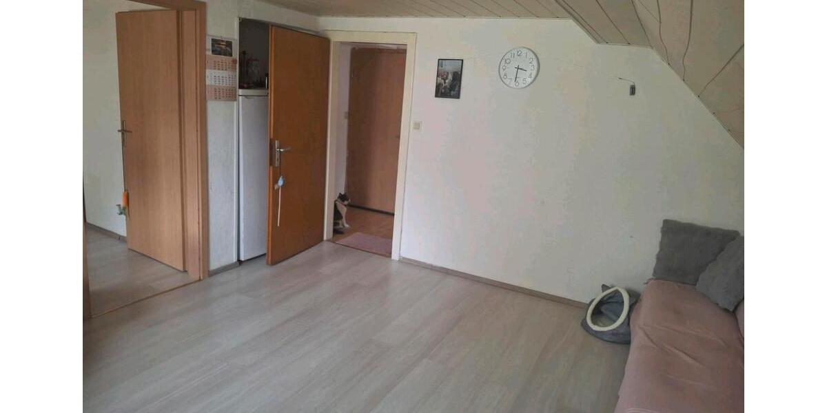 Dachgeschoßwohnung Höhr-Grenzhausen Grenzhausen - 2 Zimmer, 42 m&sup2;, 600&euro; | Angebot:25989167