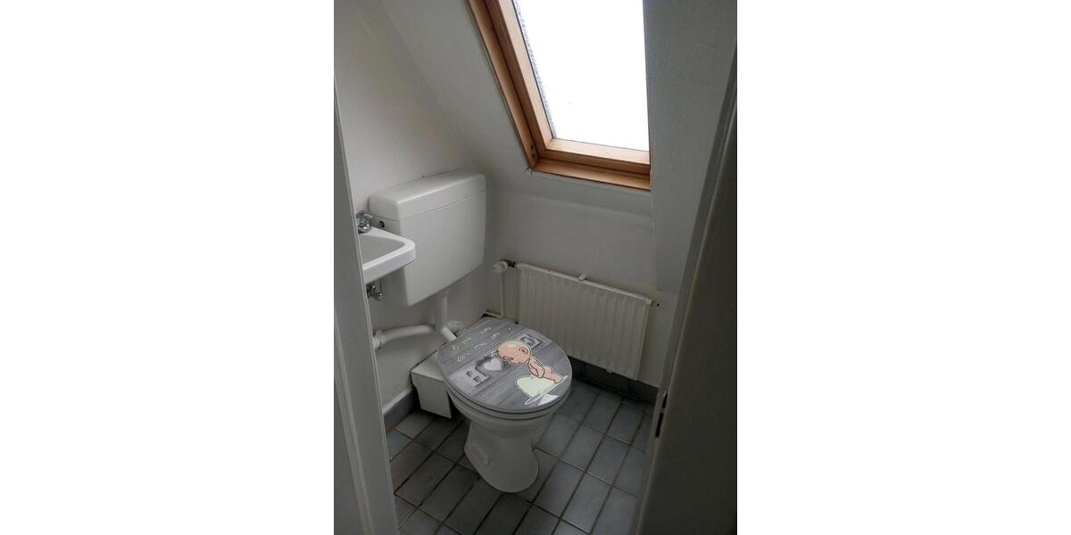 Dachgeschoßwohnung Laboe - 3 Zimmer, 70 m&sup2;, 950&euro; | Angebot:24859282