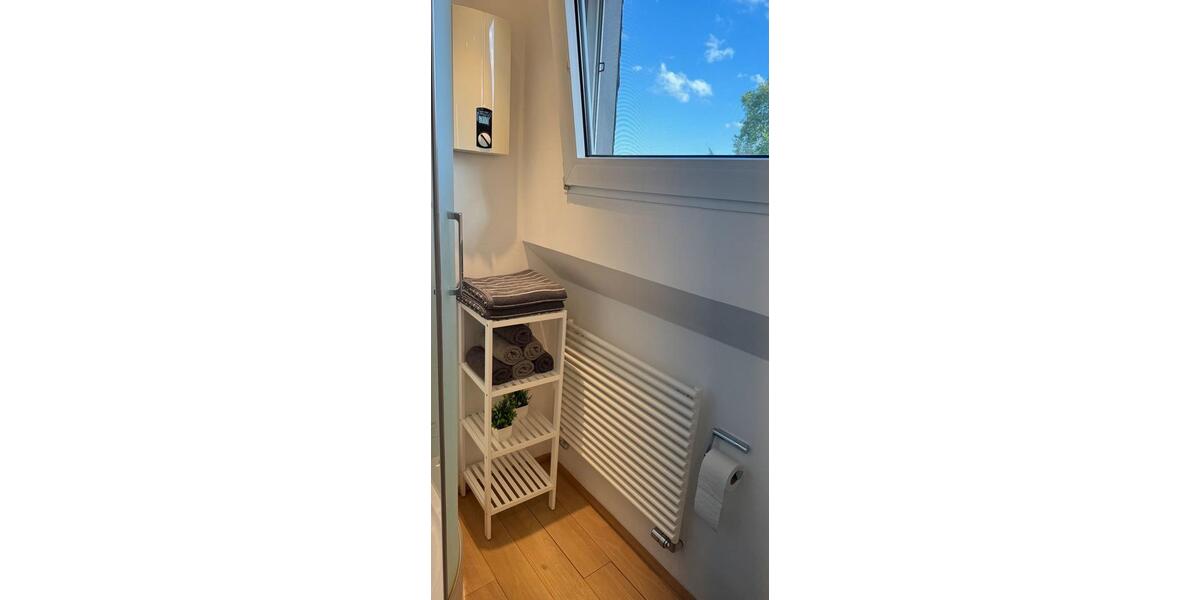 Wohnen auf Zeit Bornheim - 2 Zimmer, 60 m&sup2;, 130&euro; | Angebot:26268326