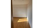 Etagenwohnung Pegau - 3 Zimmer, 115 m&sup2;, 695&euro; | Angebot:25736873