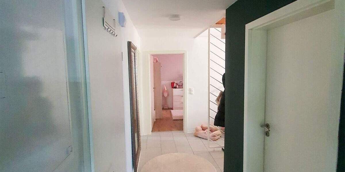 Etagenwohnung Nienburg - 4 Zimmer, 155 m&sup2;, 970&euro; | Angebot:25667281