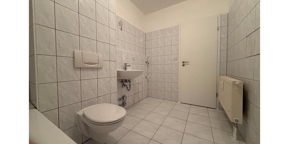 Erdgeschoßwohnung Naumburg (Saale) - 3 Zimmer, 67 m&sup2;, 455&euro; | Angebot:26561571