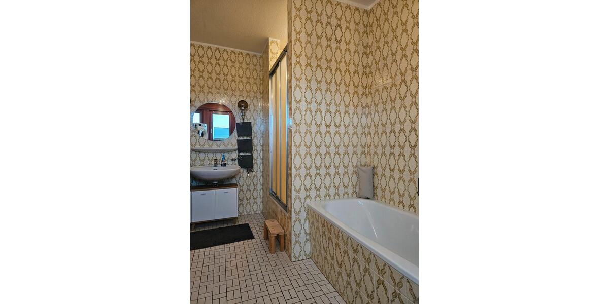 Dachgeschoßwohnung Löningen - 3 Zimmer, 90 m&sup2;, 495&euro; | Angebot:26146042
