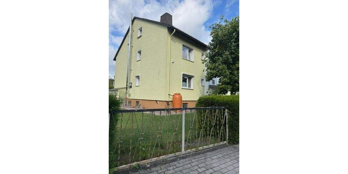 Etagenwohnung Kassel Oberzwehren - 2 Zimmer, 93 m&sup2;, 725&euro; | Angebot:24992600