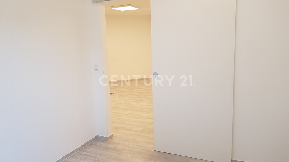 Synergien! EMS, Physio- , Ergotherapeuten, Osteopathen, Heilpraktiker 3 zimmer