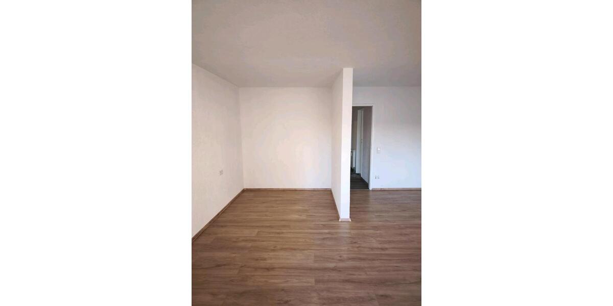 Etagenwohnung Sachsenheim - 1 Zimmer, 39 m&sup2;, 650&euro; | Angebot:25870583