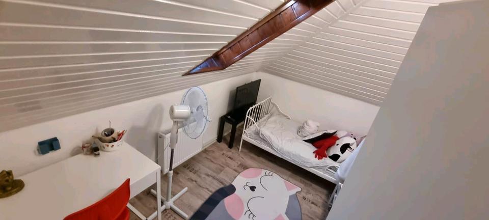 Dachgeschoßwohnung Pforzheim Brötzingen - 3 Zimmer, 53 m&sup2;, 950&euro; | Angebot:24614983