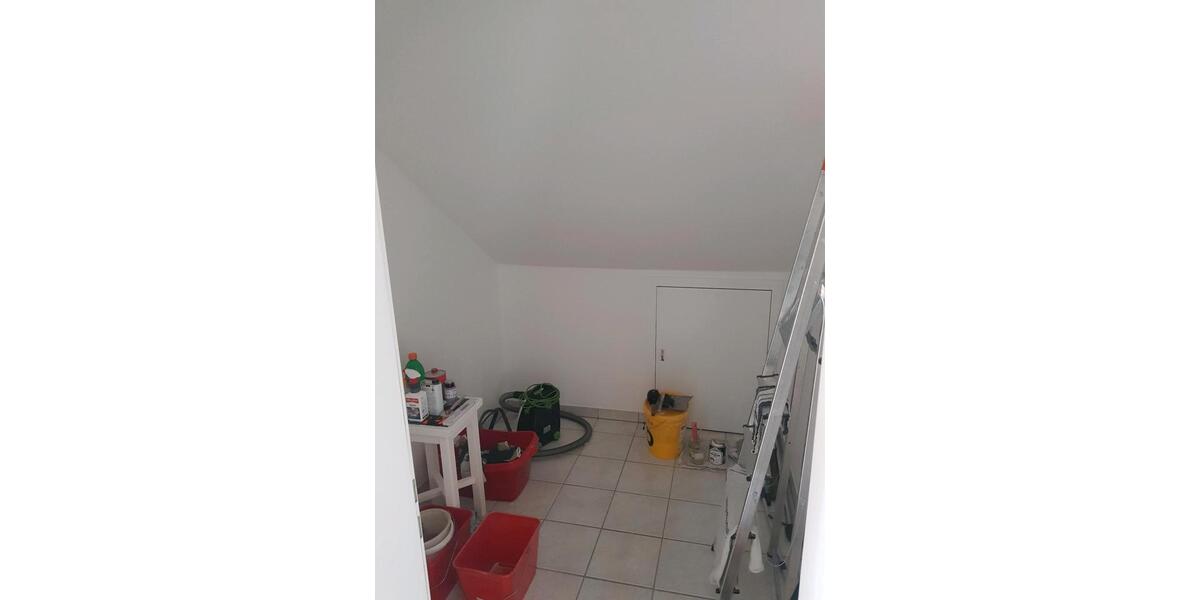 Mietwohnung (DG) 3 zimmer