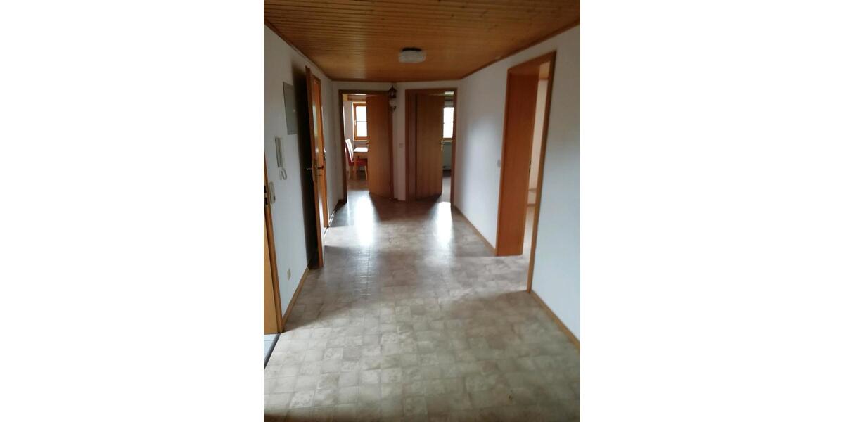 Dachgeschoßwohnung Wegscheid - 3 Zimmer, 680&euro; | Angebot:23511812