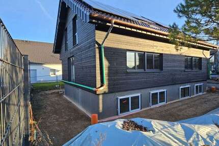 Wohnung zum Mieten in Siegburg 2.250 € 146 m² 5 zimmer