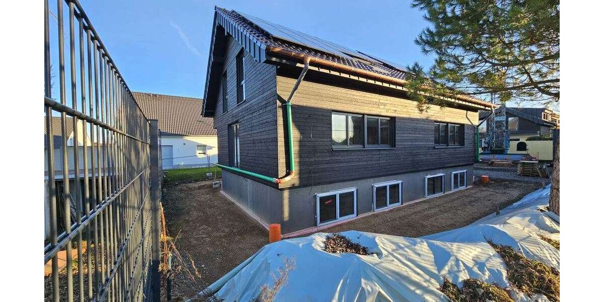 Wohnung zum Mieten in Siegburg 2.250 € 146 m² 5 zimmer