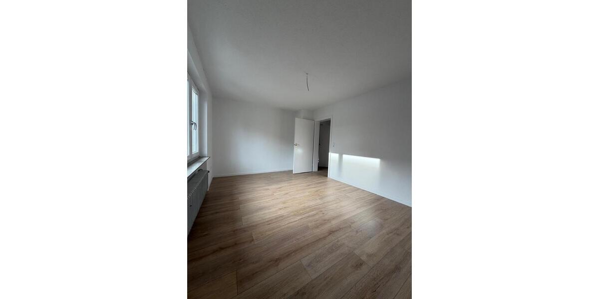 Etagenwohnung Gaildorf - 3 Zimmer, 74 m&sup2;, 1.050&euro; | Angebot:26618458