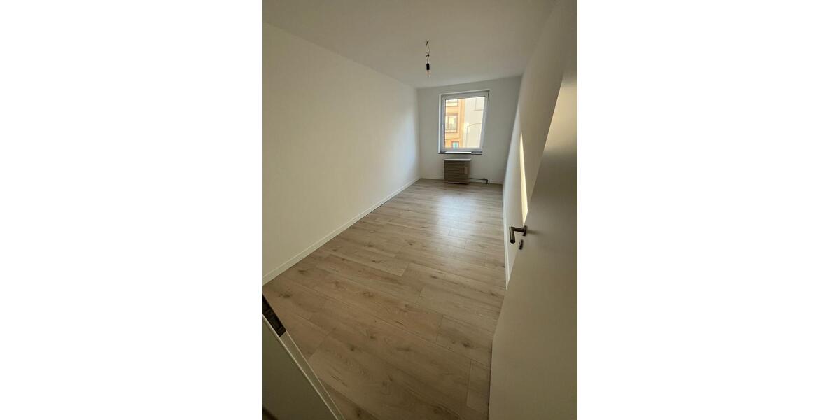 Wohnen auf Zeit Kassel Fasanenhof - 1 Zimmer, 12 m&sup2;, 390&euro; | Angebot:24899872