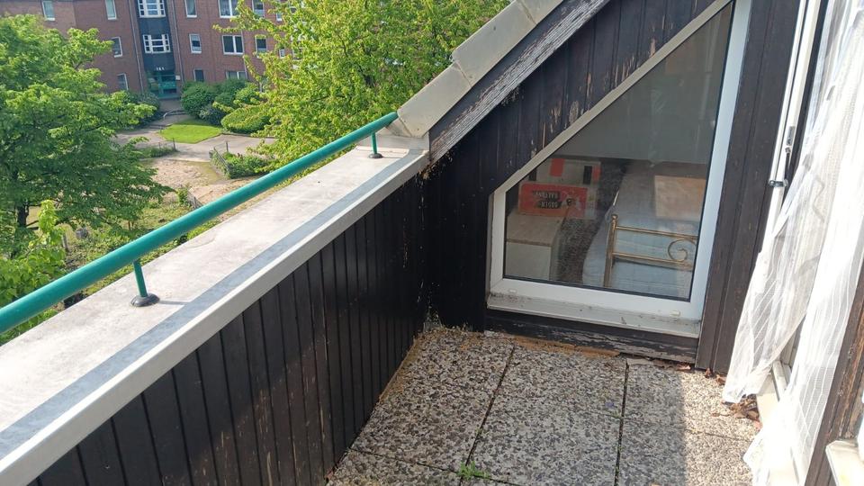 Dachgeschoßwohnung Krefeld Benrad - 2 Zimmer, 65 m&sup2;, 565&euro; | Angebot:26265928