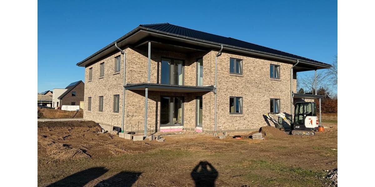 Erdgeschoßwohnung Schleswig - 3 Zimmer, 100 m&sup2;, 1.350&euro; | Angebot:24343800