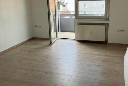 3-Zi.whg. in WÜ-Zellerau - 795 € kalt zimmer