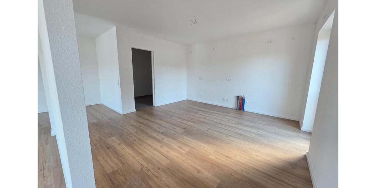 Etagenwohnung Nienburg (Weser) - 4 Zimmer, 136 m&sup2;, 1.680&euro; | Angebot:26236424