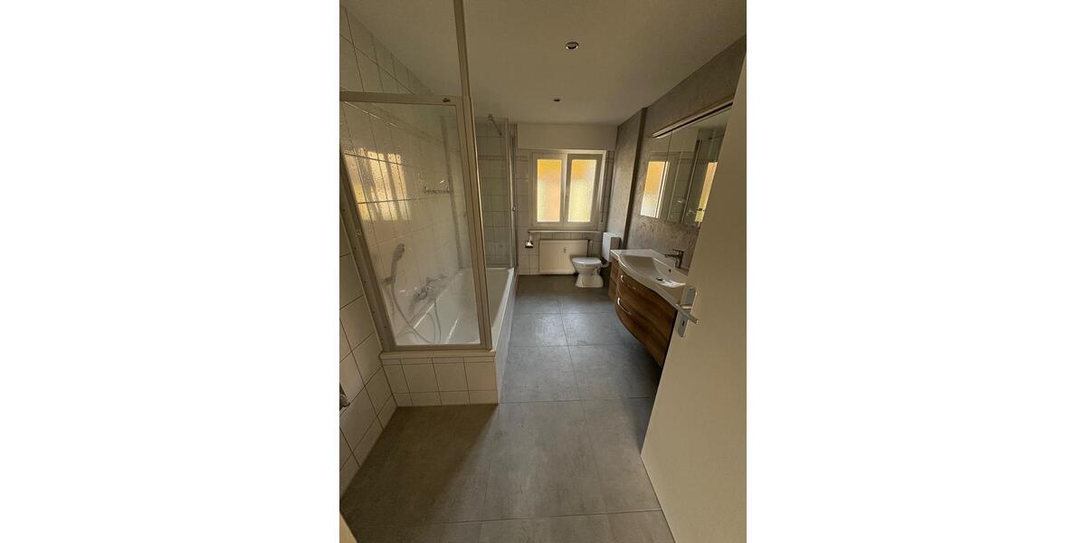 Erdgeschoßwohnung Hohentengen am Hochrhein - 4.5 Zimmer, 125 m&sup2;, 1.200&euro; | Angebot:24347231