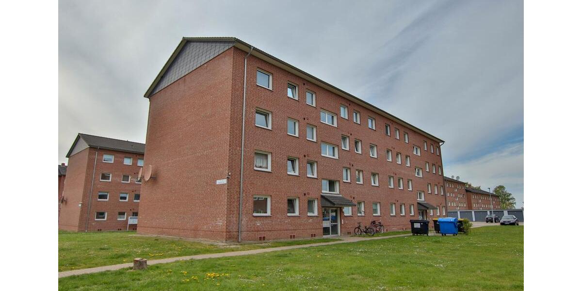 Geräumige 4-Zimmer-Wohnung in kinderfreundlicher Nachbarschaft. Balkon, Kellerabteil, zu sofort 4 zimmer