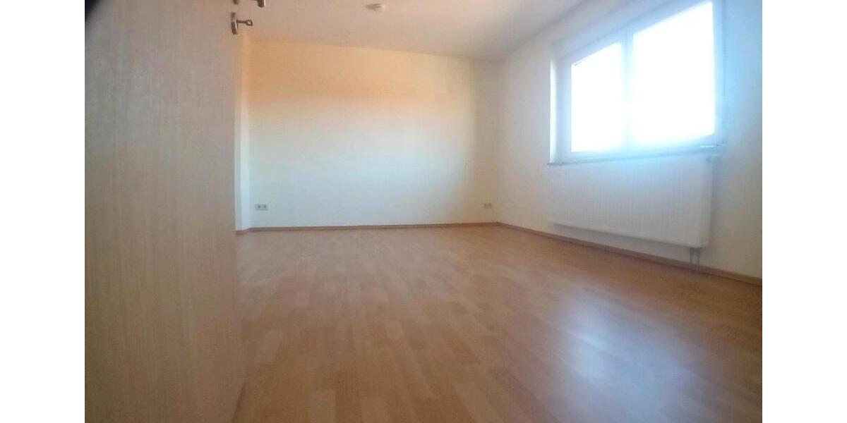 Etagenwohnung Bördeland - 3 Zimmer, 79 m&sup2;, 450&euro; | Angebot:24840237