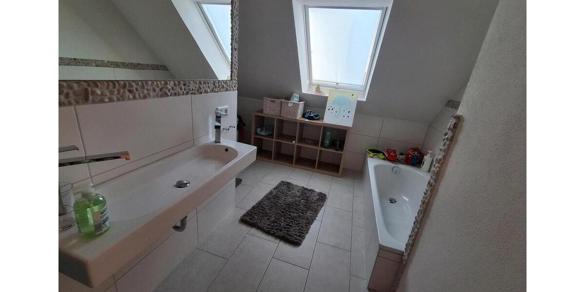 Doppelhaushälfte Ansbach - 5 Zimmer, 114 m&sup2;, 1.270&euro; | Angebot:26408414