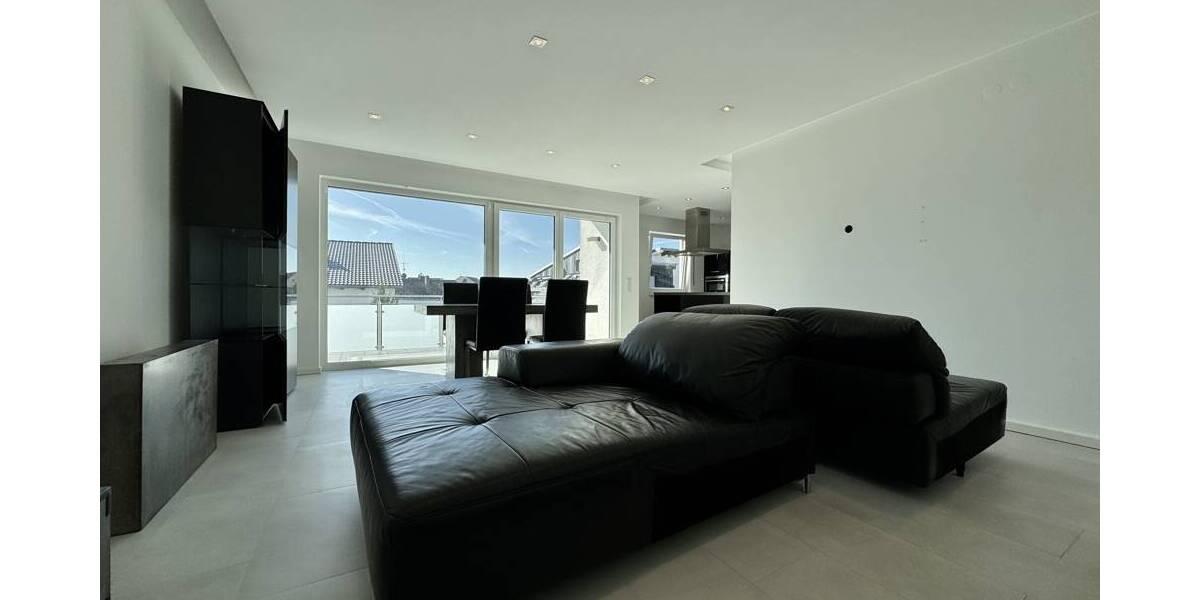 Etagenwohnung Heppenheim - 2 Zimmer, 93 m&sup2;, 1.150&euro; | Angebot:26065995