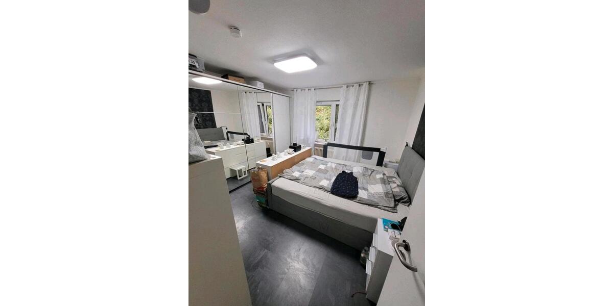 Etagenwohnung Marburg Marbach - 3 Zimmer, 90 m&sup2;, 1.300&euro; | Angebot:26582685