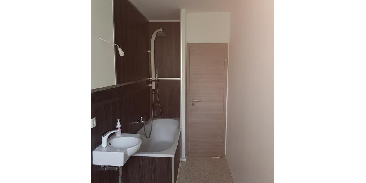 Etagenwohnung Mittweida - 1 Zimmer, 31 m&sup2;, 310&euro; | Angebot:25907365