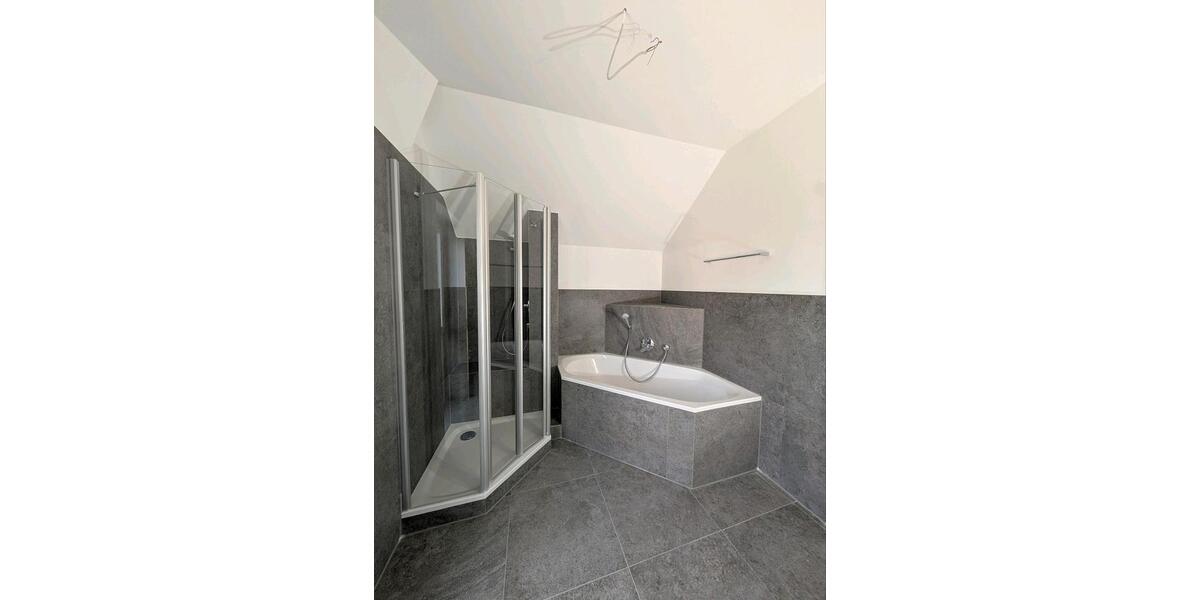 Dachgeschoßwohnung Borkum - 2 Zimmer, 69 m&sup2;, 1.270&euro; | Angebot:25380287