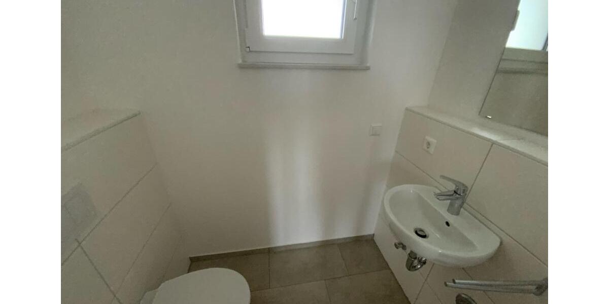 Einfamilienhaus Eggenstein-Leopoldshafen Leopoldshafen - 3 Zimmer, 81 m&sup2;, 1.235&euro; | Angebot:24782992