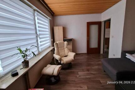 Dachgeschosswohnung zu Vermieten 4 zimmer