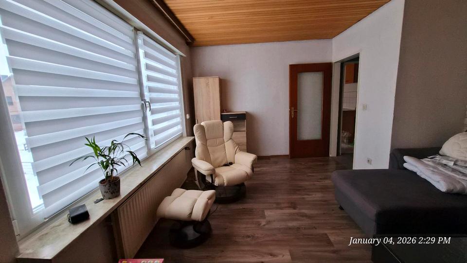 Dachgeschosswohnung zu Vermieten 4 zimmer