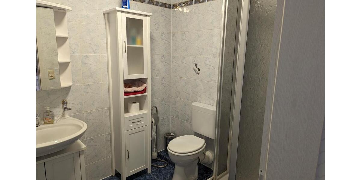 Erdgeschoßwohnung Seybothenreuth - 1.5 Zimmer, 28 m&sup2;, 350&euro; | Angebot:26281621