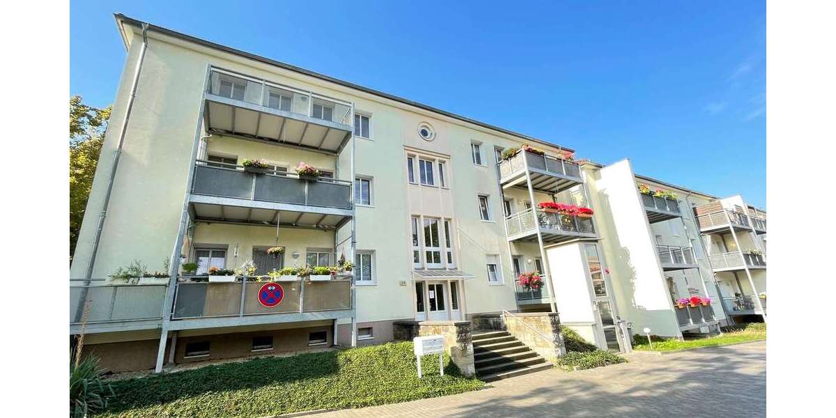 Etagenwohnung Zeitz Rasberg - 3 Zimmer, 87 m&sup2;, 530&euro; | Angebot:26109169