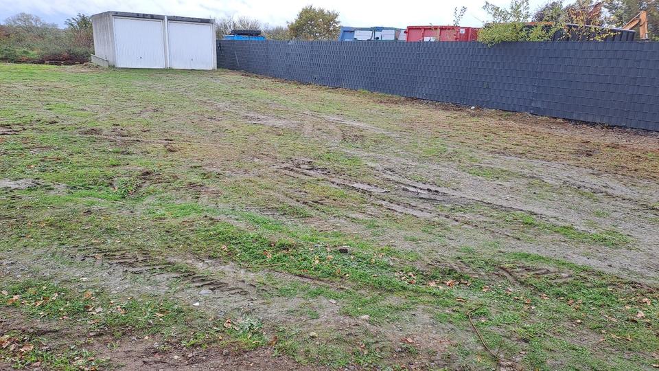 Freifläche Grundstück zu vermieten zimmer