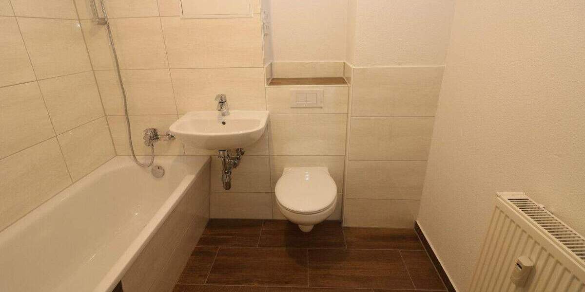 Etagenwohnung Freiberg - 3 Zimmer, 66 m&sup2;, 469&euro; | Angebot:25899902