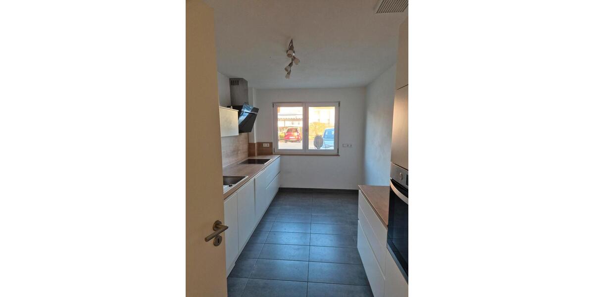 Erdgeschoßwohnung Crailsheim - 3.5 Zimmer, 107 m&sup2;, 1.290&euro; | Angebot:25791250