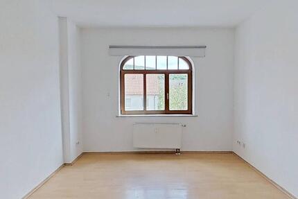 Wohnung Freital - 4 Zimmer, 84 m&sup2;, 619&euro; | Angebot:26587849