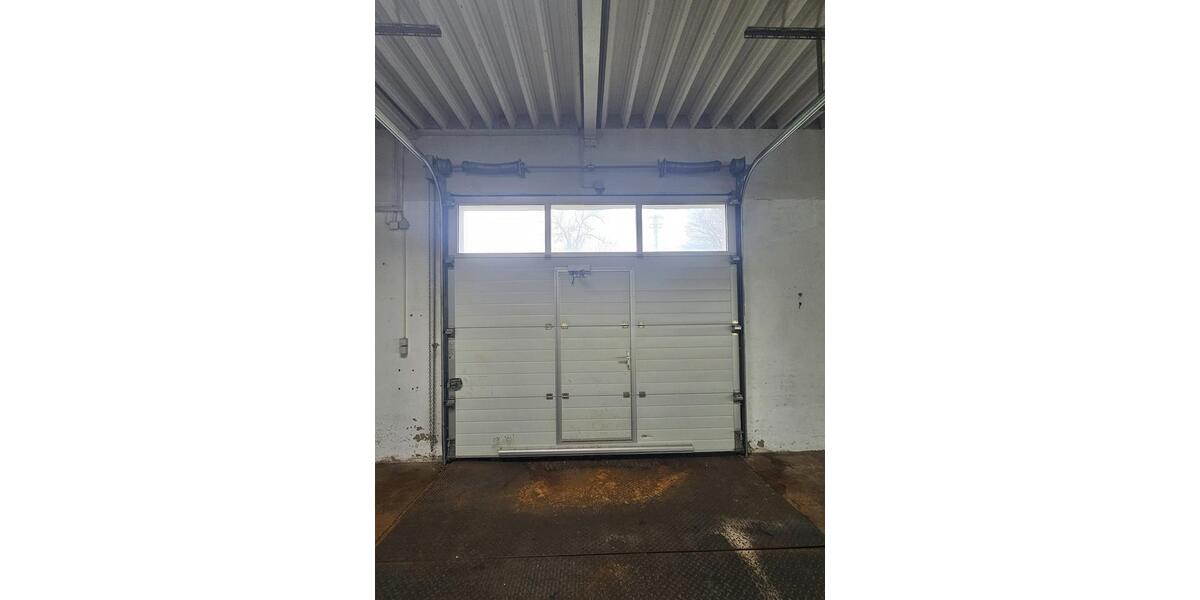 Lagerhalle mit Büro in Geislingen-Binsdorf, 511m² mit Heizung zimmer