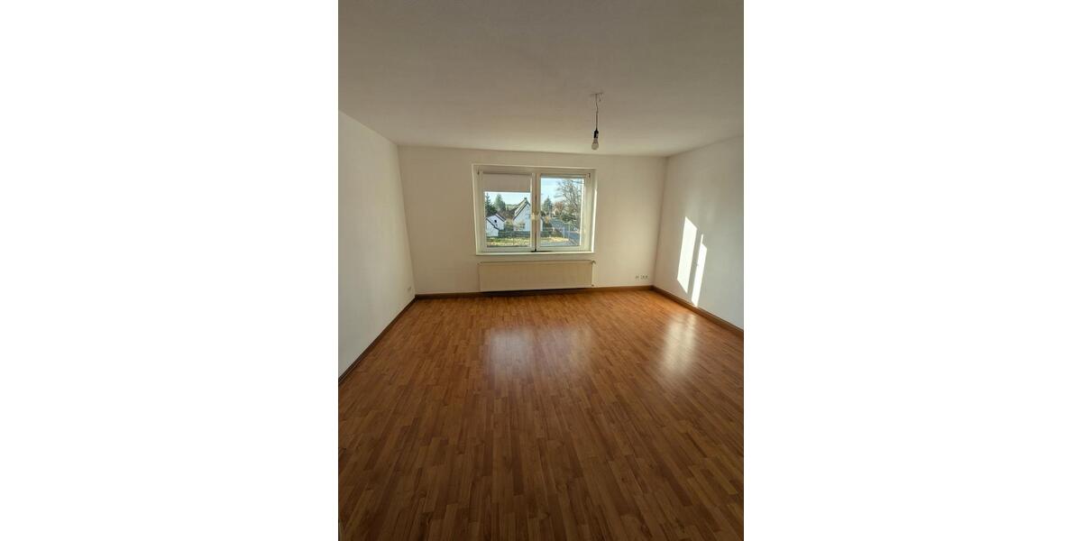 Etagenwohnung Zeitz - 3 Zimmer, 61 m&sup2;, 430&euro; | Angebot:26532605