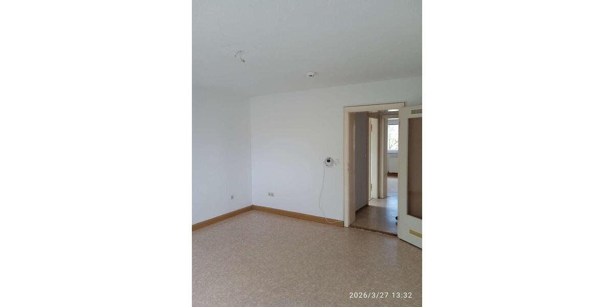 Etagenwohnung Neustadt bei Coburg - 3 Zimmer, 65 m&sup2;, 420&euro; | Angebot:25978577