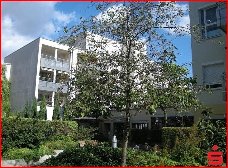 2-Zimmer-SeniorenWohnung mit Wintergarten im repräsentativen Lilienpalais