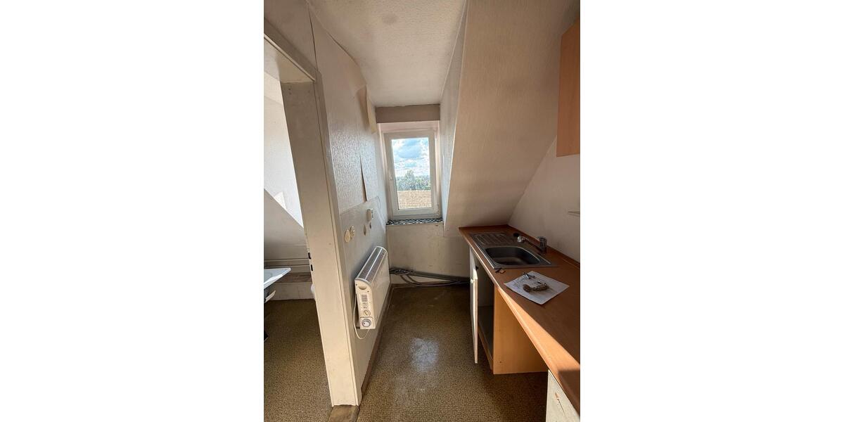 Dachgeschoßwohnung Bad Freienwalde (Oder) - 1 Zimmer, 35 m&sup2;, 300&euro; | Angebot:27533358