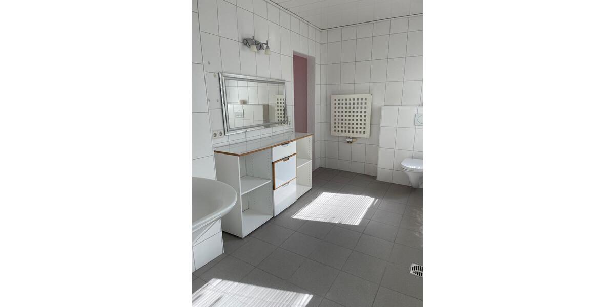 *Penthouse Wohnung* über den Dächern von Duisburg 2 zimmer