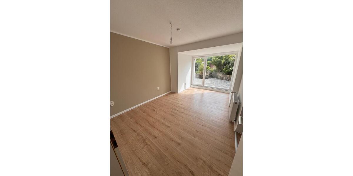 Etagenwohnung Kalletal - 3 Zimmer, 81 m&sup2;, 650&euro; | Angebot:26408205