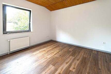 Wohnen auf Zeit Oldenburg Drielaker-Moor - 5 Zimmer, 14 m&sup2;, 395&euro; | Angebot:25165087