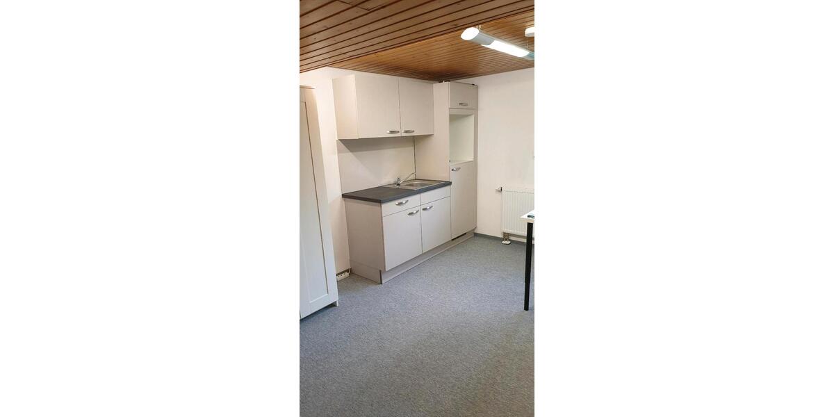Etagenwohnung Mengen - 1 Zimmer, 25 m&sup2;, 370&euro; | Angebot:26619582