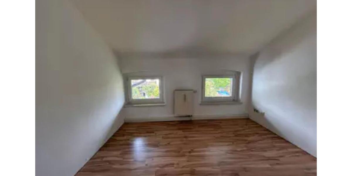 Dachgeschoßwohnung Zittau - 3.5 Zimmer, 69 m&sup2;, 449&euro; | Angebot:26460885