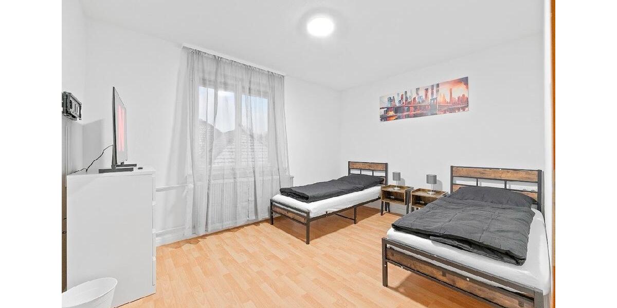 Einfamilienhaus Ofterdingen - 3 Zimmer, 200 m&sup2;, 20&euro; | Angebot:24511697