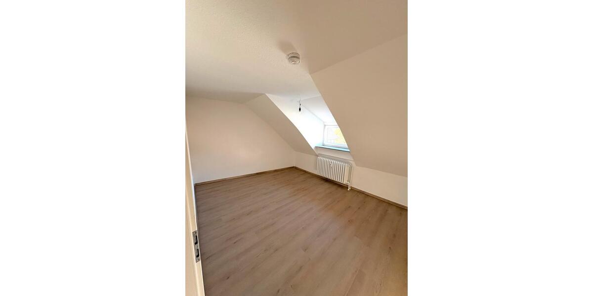 Dachgeschoßwohnung Rotenburg an der Fulda - 2 Zimmer, 55 m&sup2;, 500&euro; | Angebot:25993282